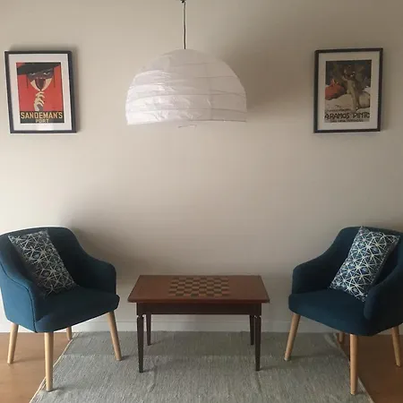 Porto Wine & Charm By Living Well 加亚新城